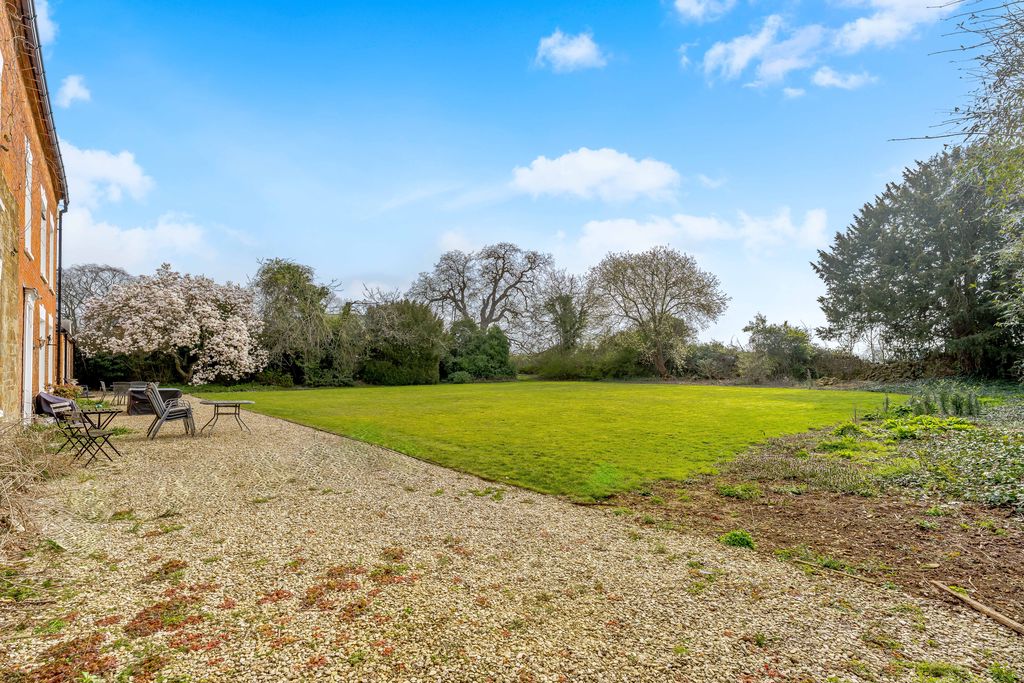 Meadow Drive Middleton Cheney